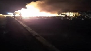 Ankarada iplik taşıyan tır ile karpuz taşıyan tır çarpıştı: 1 yaralı