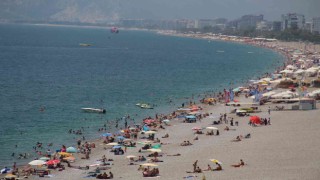 Antalyaya havayoluyla gelen turist sayısı 3 milyonu geçti
