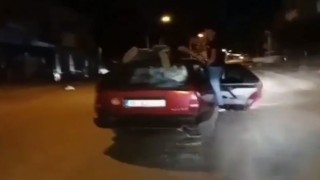Araç üzerinde tehlikeli yolculuk kamerada