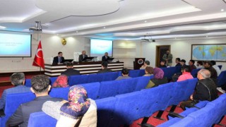 Ardahan Valisi Hüseyin Öner Halk Günü Toplantısında vatandaşları dinledi