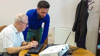 Artvinde huzurevi sakinlerine dijital okuryazarlık kursu veriliyor