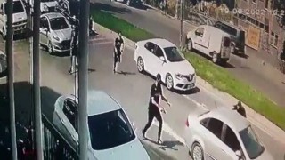 Avcılarda trafikte işlenen silahlı saldırının failleri yakalandı