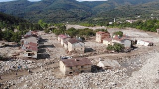 Ayancıkta sel teyakkuzu: 3 köy boşaltıldı , 25 kişi yurda yerleştirildi