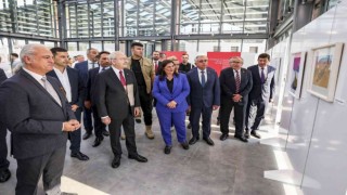 Aydında Kitapların Gizli Yüreği sergisi Tekstil Park Sanat Galerisinde ziyarete açıldı