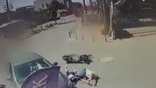 Baba ve oğlu ölümden kıl payı kurtuldu