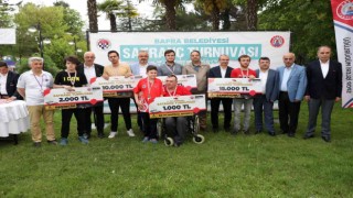 Bafrada satranç turnuvasında ödüller sahiplerini buldu