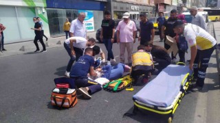 Bahçelievlerde ambulans yayaya çarptı