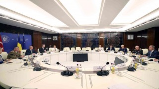 Bakan Akar, Romanya Başbakanı Ciuca ile görüştü