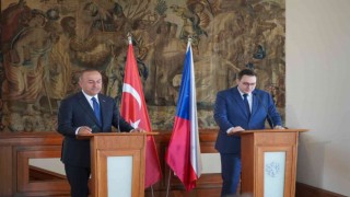 Bakan Çavuşoğlu: “Helikopterin düştüğü bölge bulundu ama helikopterdeki kişiler hakkında bilgi edinemedik”
