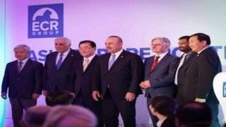 Bakan Çavuşoğlu, Pragda 4. Asya-Avrupa Siyasi Forumuna katıldı
