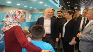 Bakan Karaismailoğlu: Altılı masa diyorlar, altında başkaları üstünde başkaları var