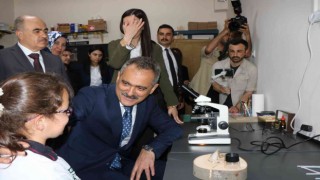 Bakan Özer: “Köy okullarımız ilköğretim okulu olarak hizmet verebilecek”