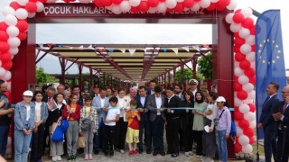 Bakan Yanık, Çanakkalede ‘Çocuk Hakları Sokağı açılışına katıldı