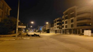 Balıkesir peş peşe depremlerle sallandı