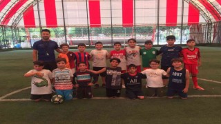 Balıkesirde spor okulları heyecanı yoğun ilgiyle başladı