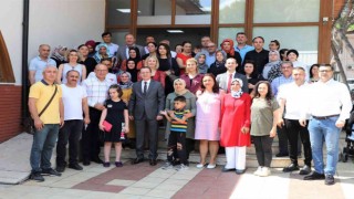 Başkan Akın özel çocuklar ve aileleriyle bir araya geldi