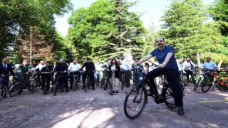Başkan Altay: “Her yaştan hemşehrimizin güvenle bisiklet kullanması için çalışıyoruz”