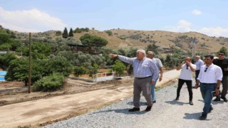 Başkan Atay yağıştan etkilenen mahallelerde incelemelerde bulundu