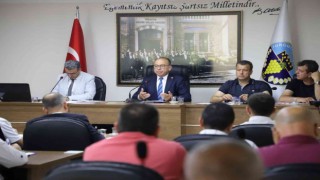 Başkan Çetin Akın: “Turgutlusporu siyasi malzeme yapmayalım”