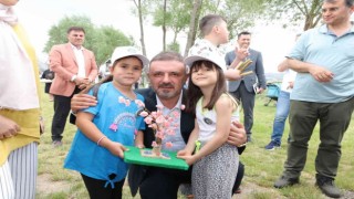 Başkan Ercan işitme engelli çocuklarla keyifli bir gün geçirdi