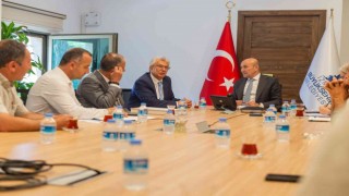Başkan Soyer, afetin vurduğu 7 mahalle muhtarıyla buluştu