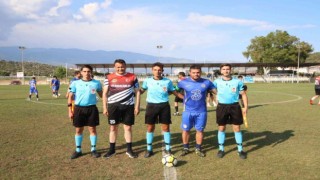 Başkan Ulutaş, çiftçi kupası futbol turnuvasında forma giydi