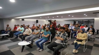 Başkan Yalçın Gençlerle Yapay Zekayı konuştu