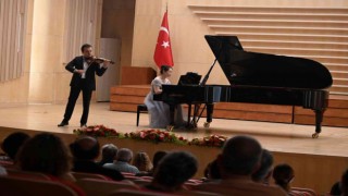 Batıdan Doğuya klasik müzik şöleni