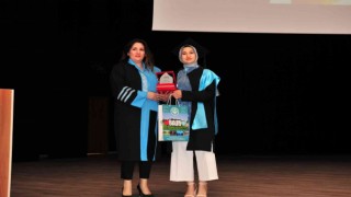 BAÜN Sağlık Bilimleri Fakültesinde mezuniyet sevinci