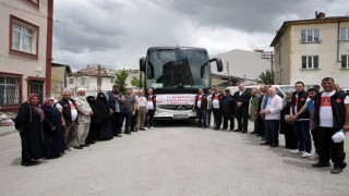 Bayburtlu şehit aileleri ve gaziler Çanakkale gezisi için yola çıktı