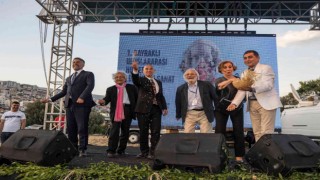 Bayraklı 1. Uluslararası Homeros Festivaline görkemli açılış