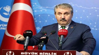 BBP lideri Destici: ”Türk Silahlı Kuvvetlerimizin planladığı harekatı destekliyoruz”