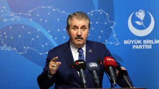 BBP Lideri Mustafa Destici: “Kırmızı çizgimiz terör ve şiddettir”