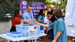 Belediyeden LGSye giren öğrenci ve velilere su ikramı