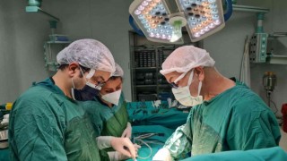Beyin ölümü gerçekleşen hastanın organları yeni hayatlar için yola çıktı
