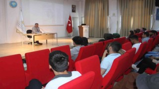 Beyşehirde 15 Temmuz Demokrasi ve Milli Birlik Gençlik Konferansı