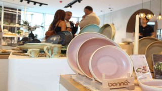 Bonna, yeni Showroomunu Pendikte açtı