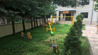 Boşanmış ailelerin çocukları bu merkezlerde uzmanlar eşliğinde teslim edilecek