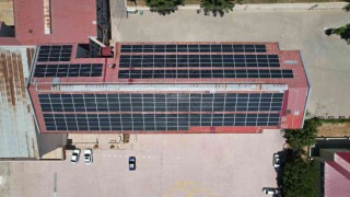 Bu okulun 24 bin 300 liralık elektrik faturası 410 liraya düştü