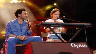 Buray ve Ameliyadan duygulandıran düet