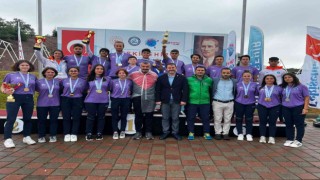 Bursa Büyükşehir Belediyespor Kulübü Kanocuları, Eskişehirden 4 kupa, 36 madalyayla döndü