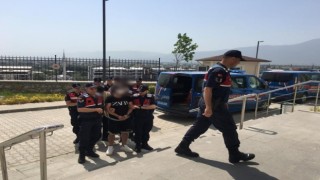 Bursada bakır kablo yakan 4 şüpheli suçüstü yakalandı
