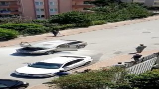 Bursada bir otomobil seyir halindeyken alev topuna döndü
