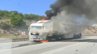 Bursada cam yüklü tır alev alev yandı