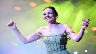Bursada türkü dolu gece
