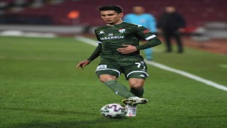 Bursasporun en değerli futbolcusu Tuğbey Akgün!