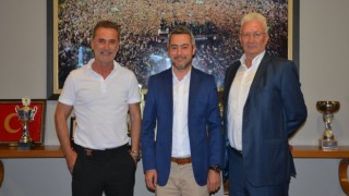 Bursasporun yeni teknik adamı Tahsin Tam, Sportif Direktörü İsmail Ertekin oldu