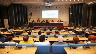 Büyükşehirden belediye personeline KVKK Semineri