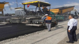Büyükşehirden günde 500 ton asfalt