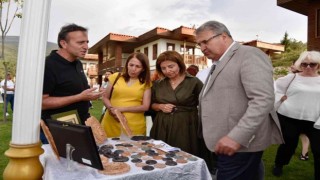 Çamurdan sanata sergisi büyük beğeni topladı